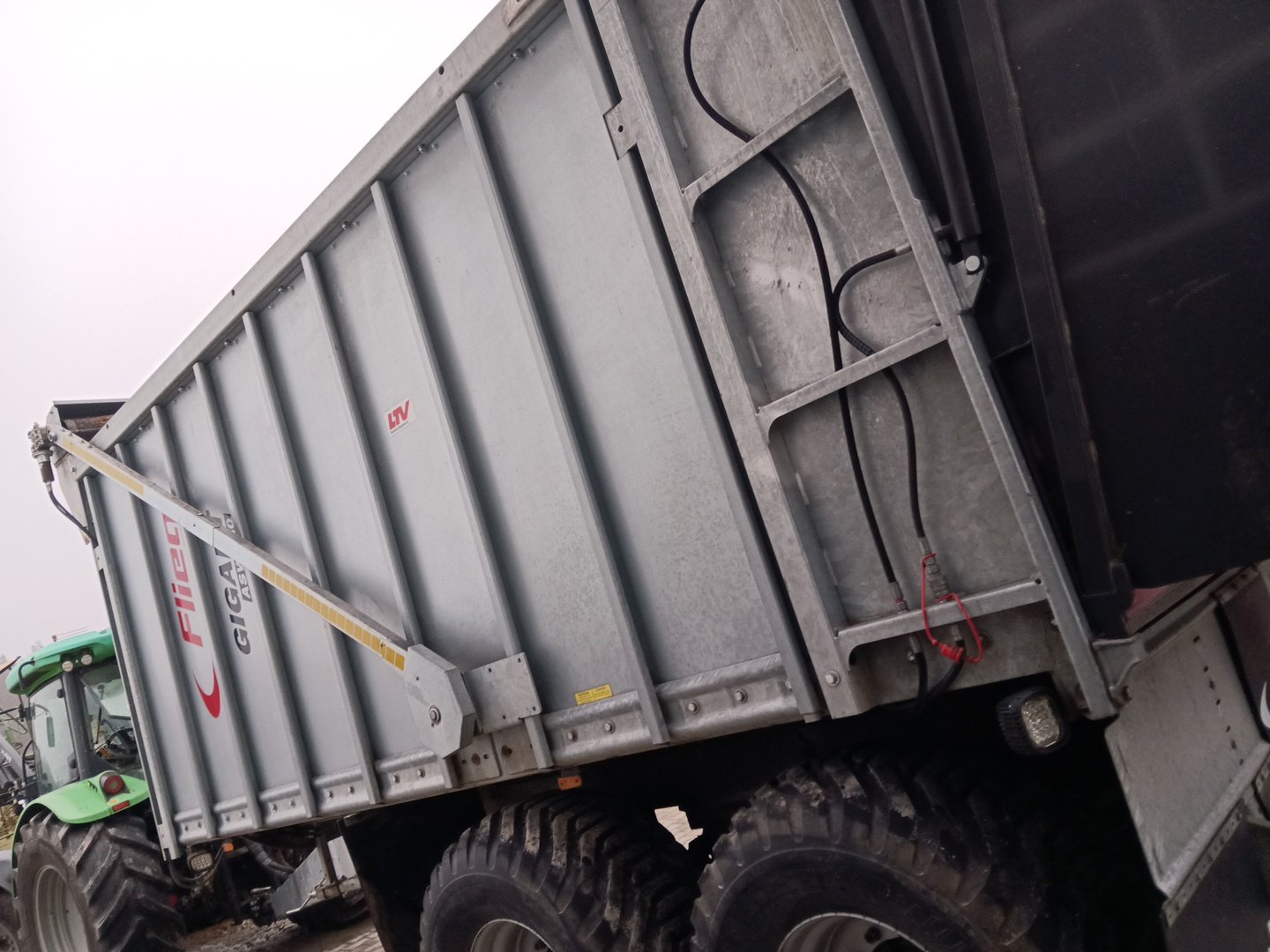 Anhänger a típus Fliegl Gigant ASW 160, Gebrauchtmaschine ekkor: Thurmansbang (Kép 2)