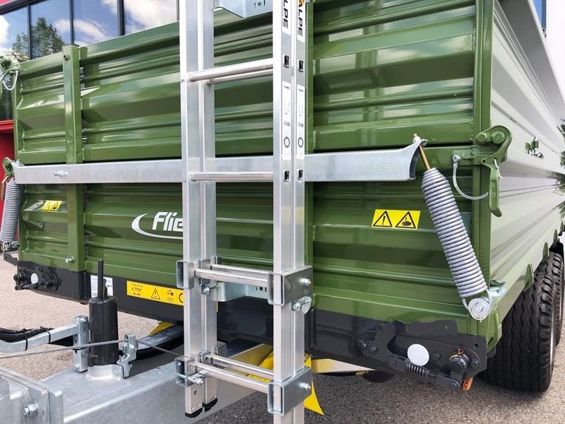 Anhänger of the type Fliegl TDK 100 VR FOX Tandemkipper, Neumaschine in St. Marienkirchen (Picture 9)