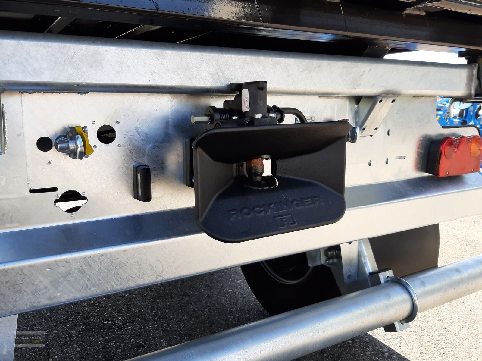 Anhänger des Typs Fliegl TDK 200 FOX, Neumaschine in Gampern (Bild 9)