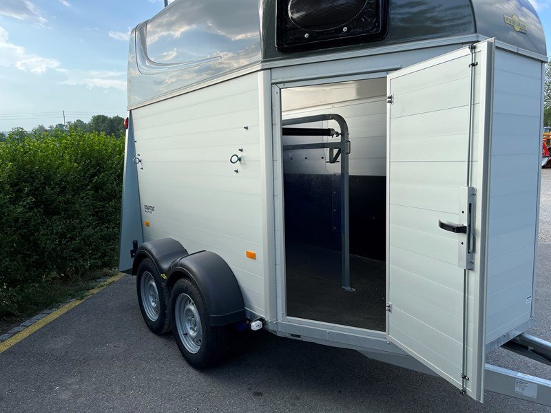 Anhänger del tipo Humbaur Equitos Alu Plus 2400, Vorführmaschine en Lengnau (Imagen 5)