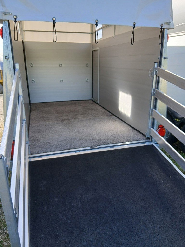 Anhänger des Typs Humbaur HTV 243016, Neumaschine in Lengnau (Bild 2)