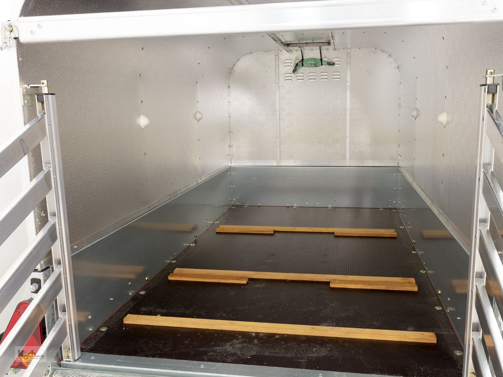 Anhänger des Typs Ifor Williams Schafanhänger P7e 121x221cm Höhe:112 750kg (Vi11650619Iw), Neumaschine in Winsen (Luhe) (Bild 8)