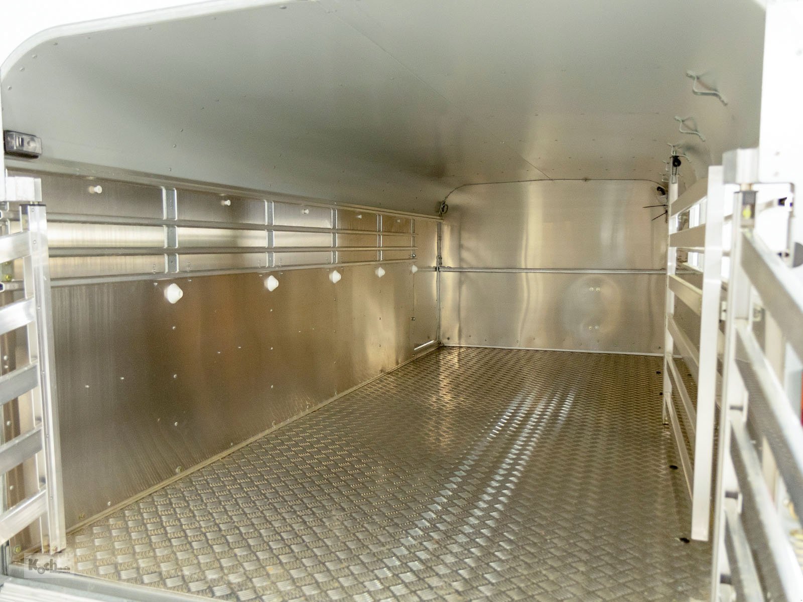 Anhänger des Typs Ifor Williams Viehanhänger TA5 12x4 156x372cm Höhe:120 2,7t (Vi11650658Iw), Neumaschine in Winsen (Luhe) (Bild 8)