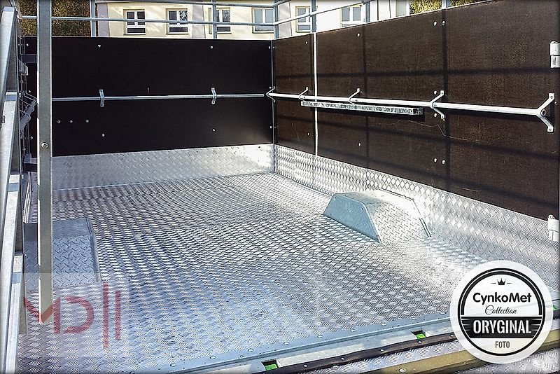 Anhänger des Typs MD Landmaschinen CM Viehanhänger T-678 Kurier 10, Neumaschine in Zeven (Bild 11)