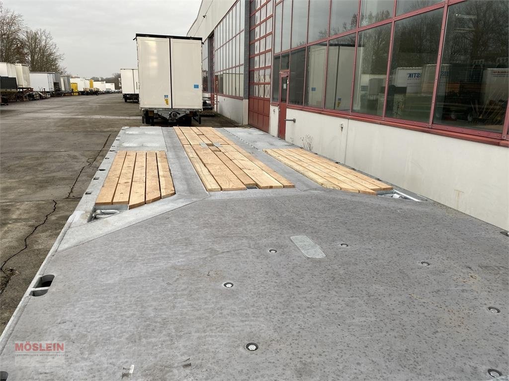 Anhänger del tipo Möslein T 3-8,20 P OR 3 Achs Tieflader gerader Ladefläche, Gebrauchtmaschine In Schwebheim (Immagine 6)