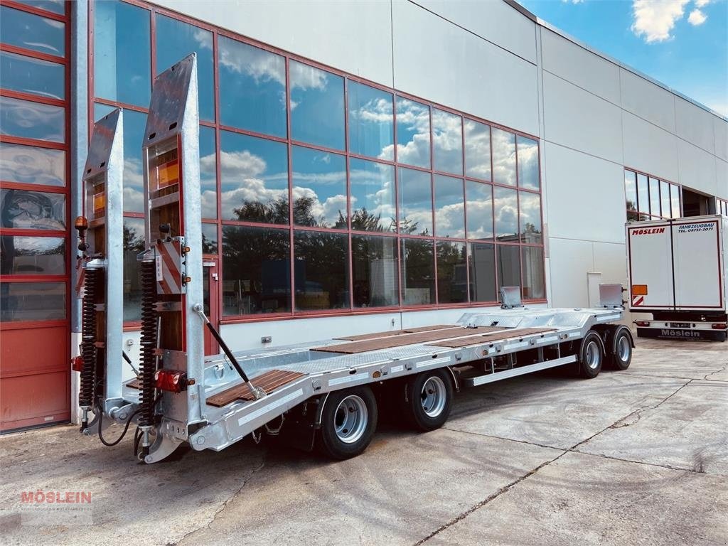 Anhänger del tipo Möslein T 4 VB F 4 Achs Tieflader- Anhänger, Neufahrzeug, Gebrauchtmaschine In Schwebheim (Immagine 2)