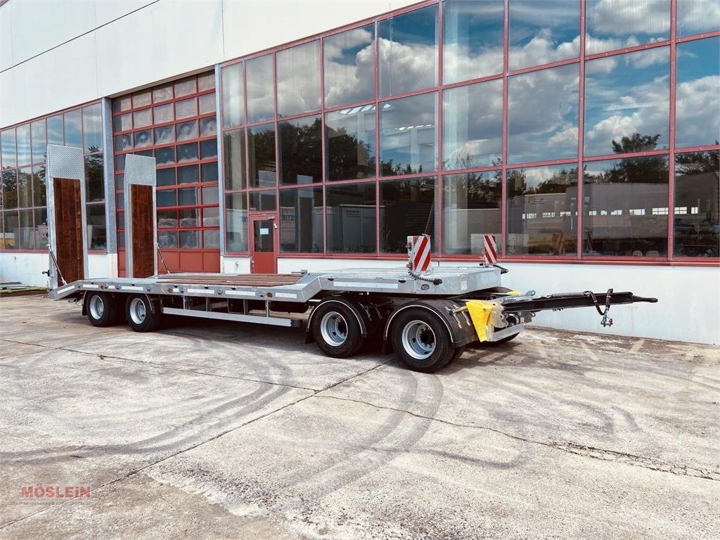 Anhänger a típus Möslein T 4 VB F 4 Achs Tieflader- Anhänger, Neufahrzeug, Gebrauchtmaschine ekkor: Schwebheim (Kép 3)