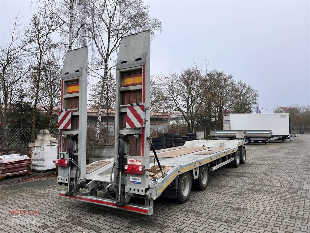 Anhänger typu Möslein TA4 Schwebheim 4 Achs Tiefladeranhänger, Gebrauchtmaschine v Schwebheim (Obrázek 2)