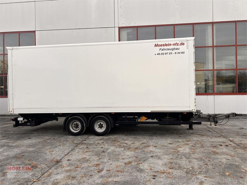 Anhänger типа Möslein TK0105D-L Weiß Tandemkoffer Ladebordwand + Durchl, Gebrauchtmaschine в Schwebheim (Фотография 4)