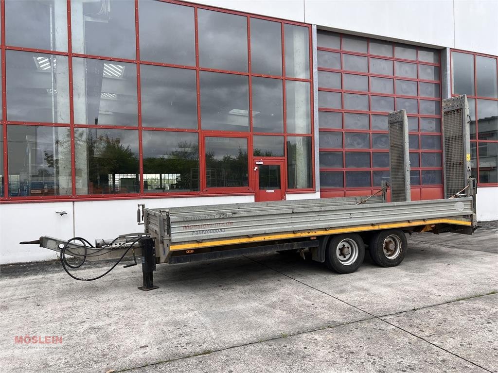 Anhänger of the type Möslein TTS 13 Schwebheim 13 t Tandemtieflader, Gebrauchtmaschine in Schwebheim (Picture 1)