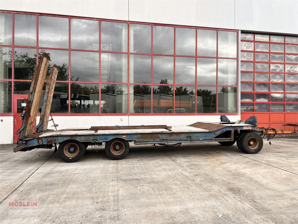 Anhänger tip Müller Mitteltal T3 3 Achs Tieflader mit ABS, Gebrauchtmaschine in Schwebheim (Poză 1)