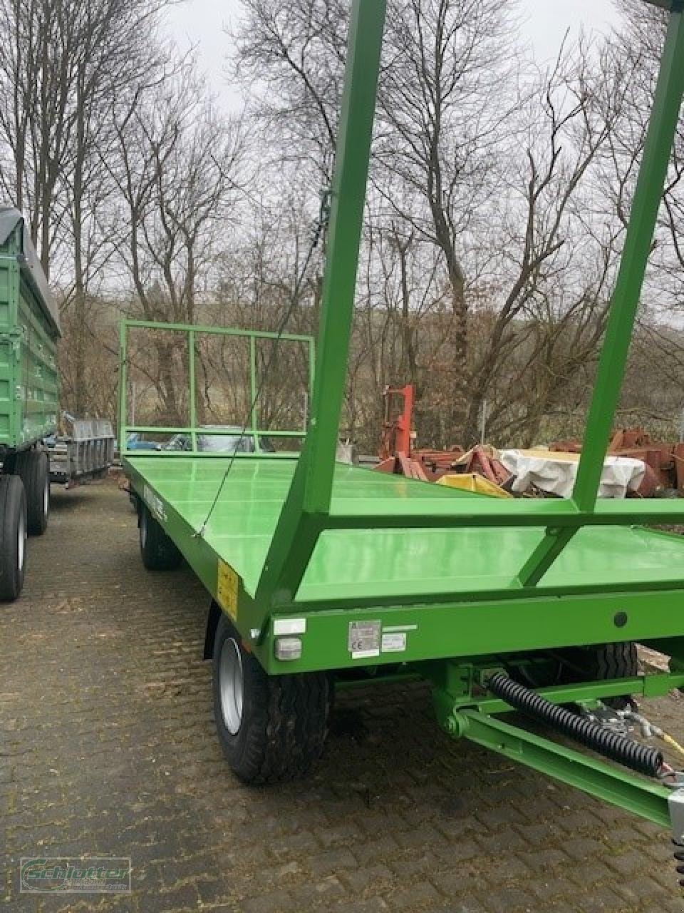 Anhänger des Typs PRONAR Ballenwagen TO 22, Neumaschine in Idstein-Wörsdorf (Bild 2)