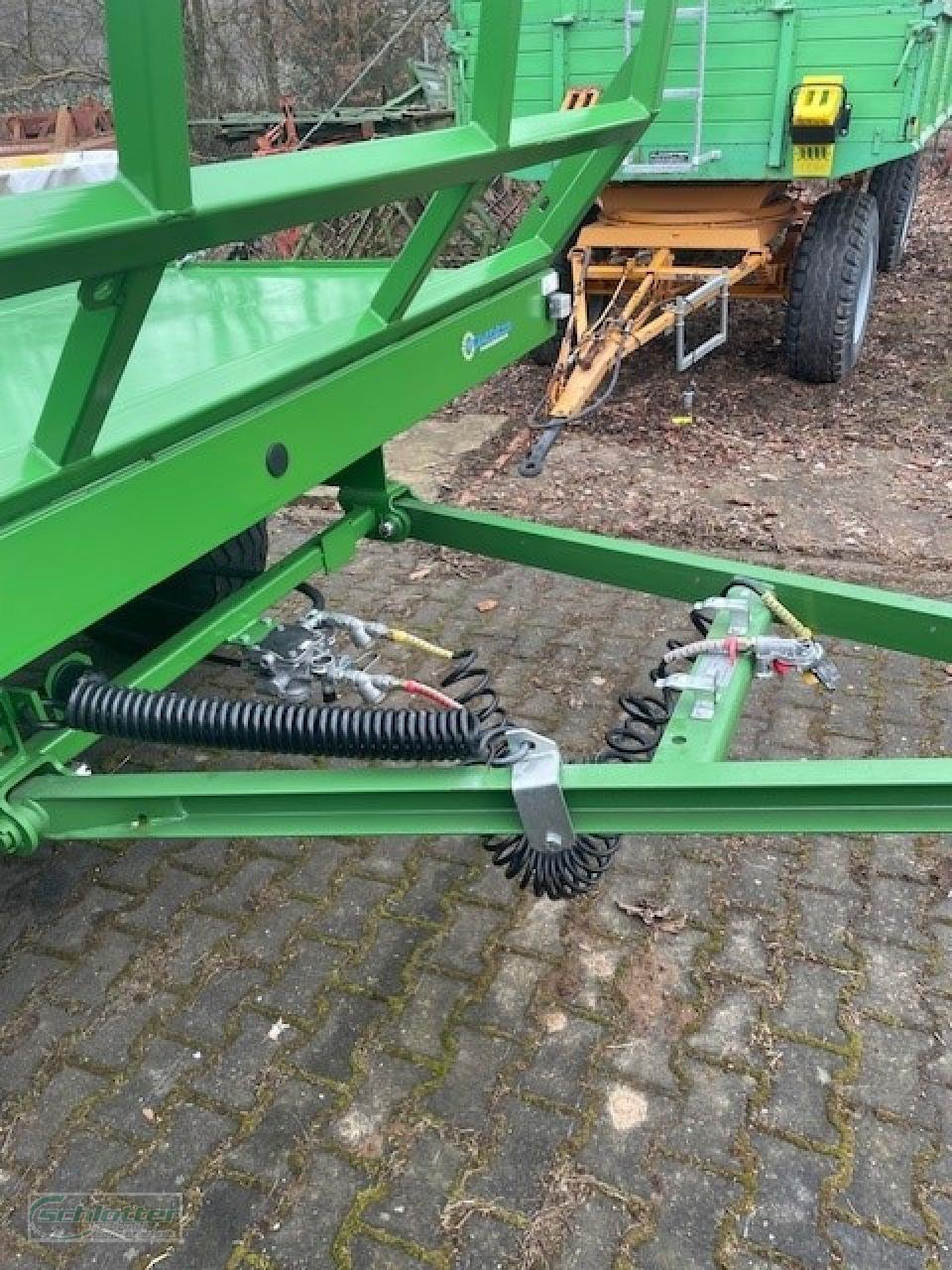 Anhänger des Typs PRONAR Ballenwagen TO 22, Neumaschine in Idstein-Wörsdorf (Bild 4)