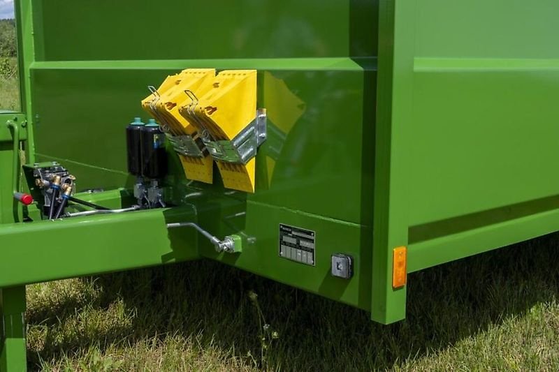 Anhänger des Typs PRONAR T046H, Viehtransportwagen, hydraulisch absenkbar, Preis inkl. MwSt., Gebrauchtmaschine in Lippetal (Bild 7)