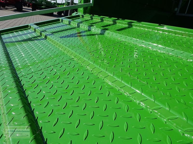 Anhänger des Typs PRONAR Viehtransportanhänger Kurier 46 mit Stahlbordwände, NEU, Neumaschine in Itterbeck (Bild 15)