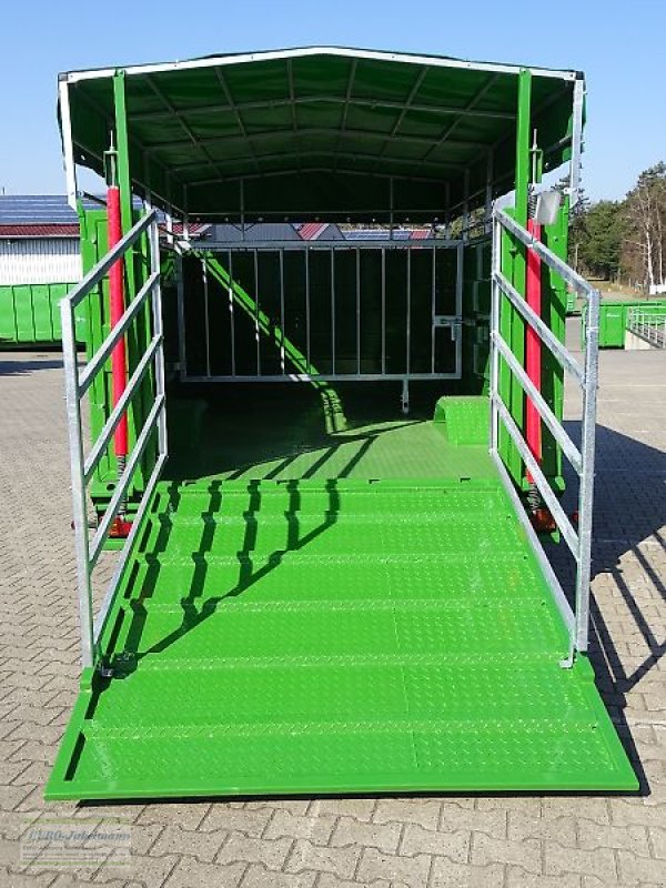 Anhänger des Typs PRONAR Viehtransportanhänger Kurier 46 mit Stahlbordwände, NEU, Neumaschine in Itterbeck (Bild 12)