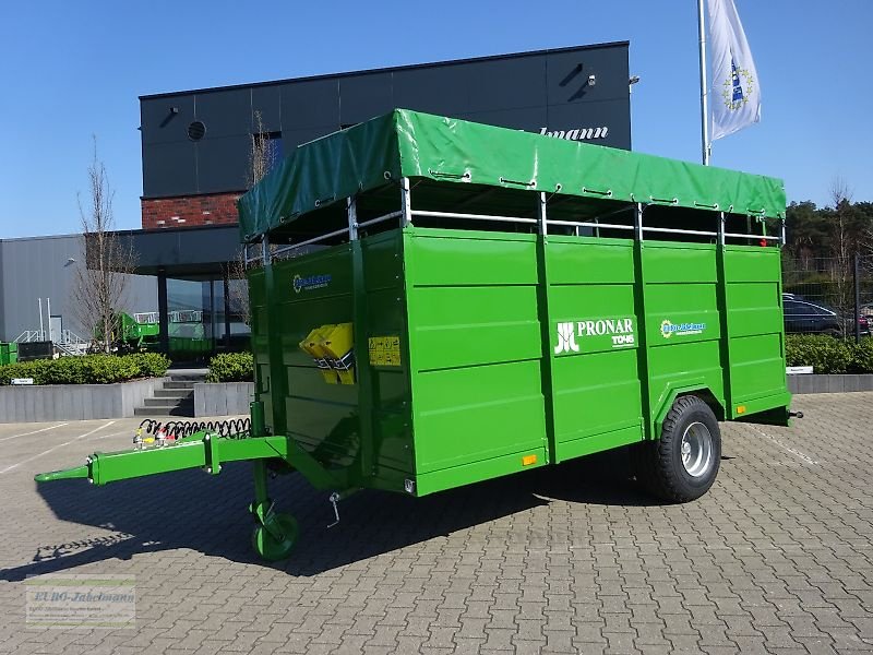 Anhänger des Typs PRONAR Viehtransportanhänger Kurier 46 mit Stahlbordwände, NEU, Neumaschine in Itterbeck (Bild 3)
