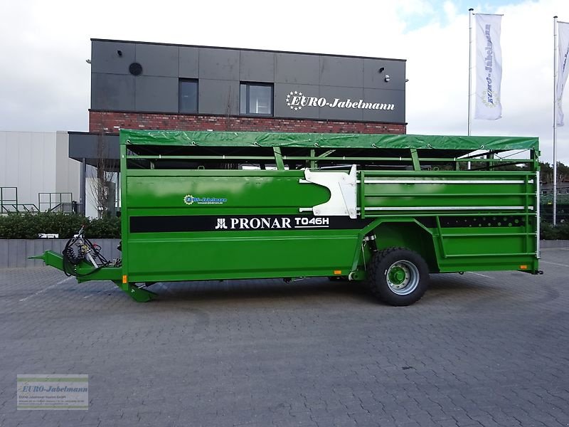 Anhänger des Typs PRONAR Viehtransportanhänger Kurier TO 46 H, 11 to, hydr. absenkbar, NEU, ab Lager, Neumaschine in Itterbeck (Bild 2)