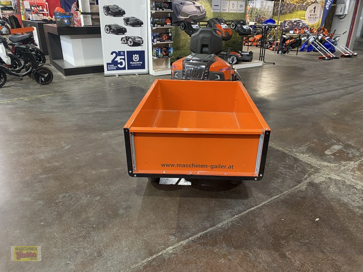 Anhänger des Typs Sonstige Husqvarna  Anhänger für Rasentraktor kippbar, Neumaschine in Kötschach (Bild 4)