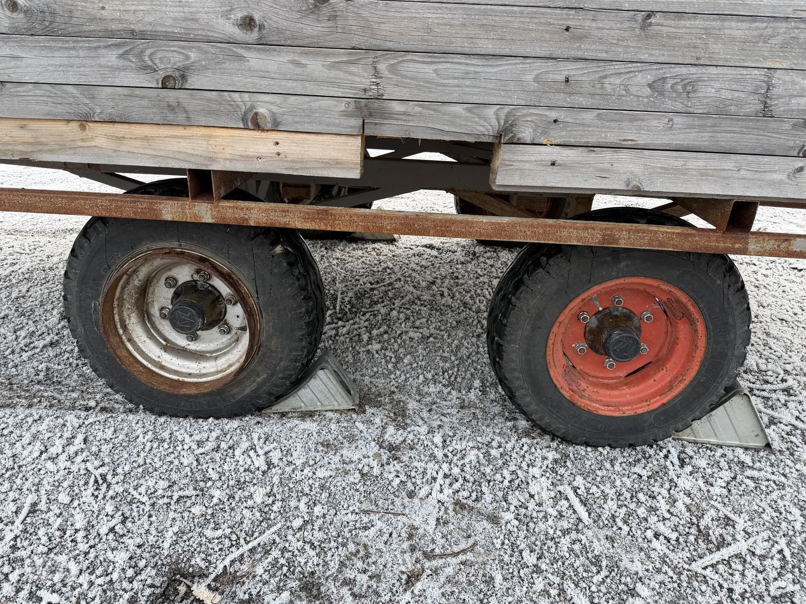 Anhänger tipa Sonstige Partyanhänger mit Eckbank u. Heizung, Gebrauchtmaschine u Eben (Slika 10)