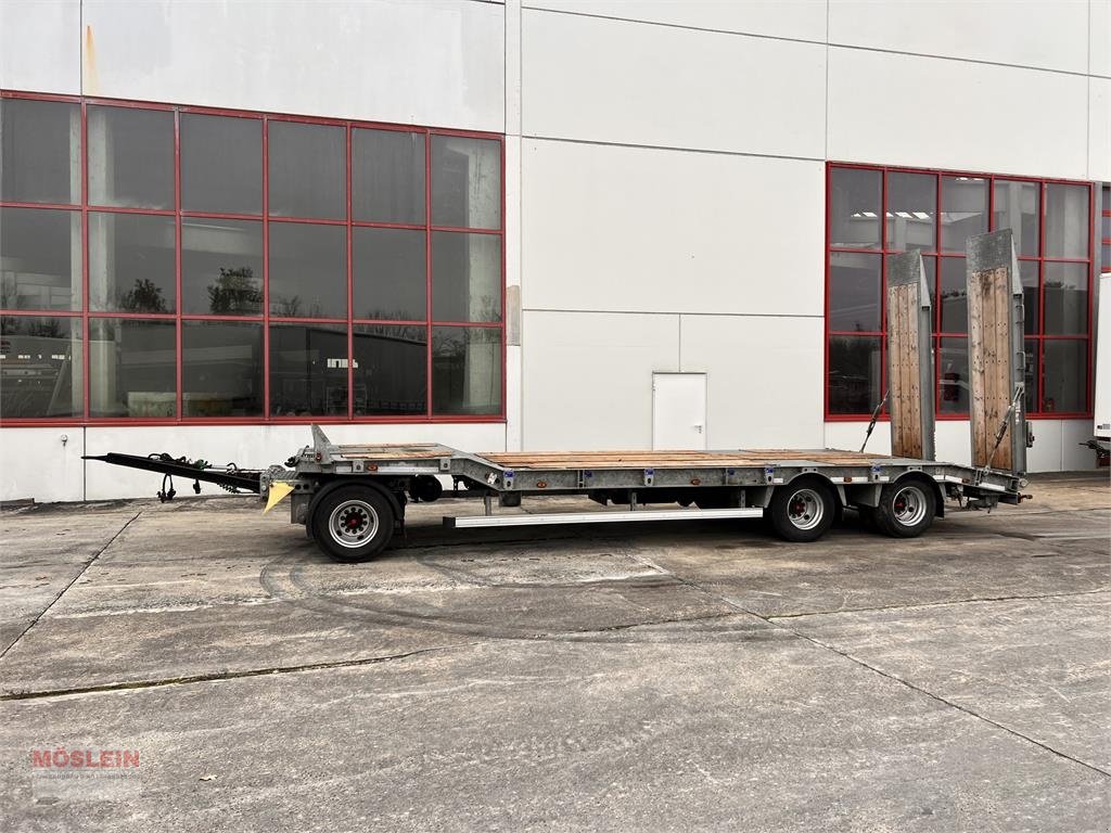 Anhänger of the type Sonstige t3 3 Achs Tiefladeranhänger, wenig Benutzt, Gebrauchtmaschine in Schwebheim (Picture 3)