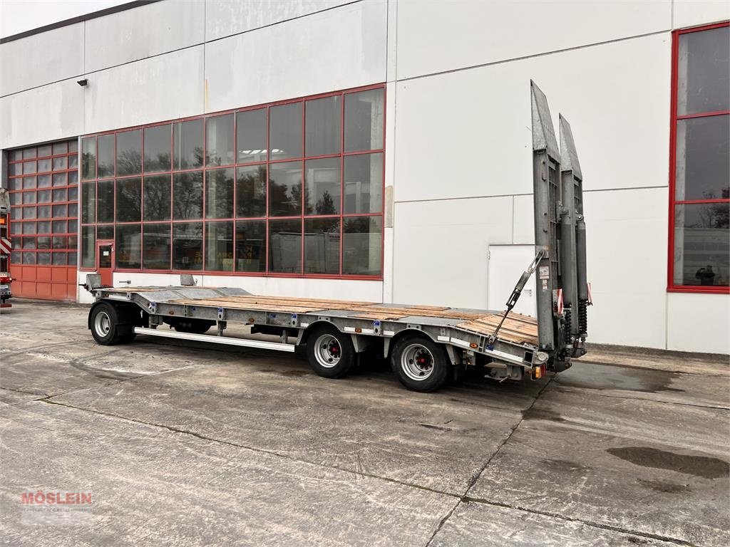 Anhänger of the type Sonstige t3 3 Achs Tiefladeranhänger, wenig Benutzt, Gebrauchtmaschine in Schwebheim (Picture 5)