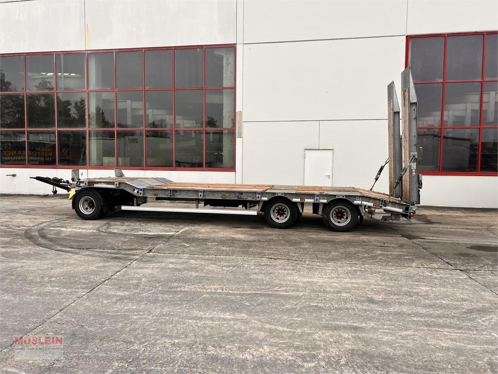Anhänger of the type Sonstige t3 3 Achs Tiefladeranhänger, wenig Benutzt, Gebrauchtmaschine in Schwebheim (Picture 4)