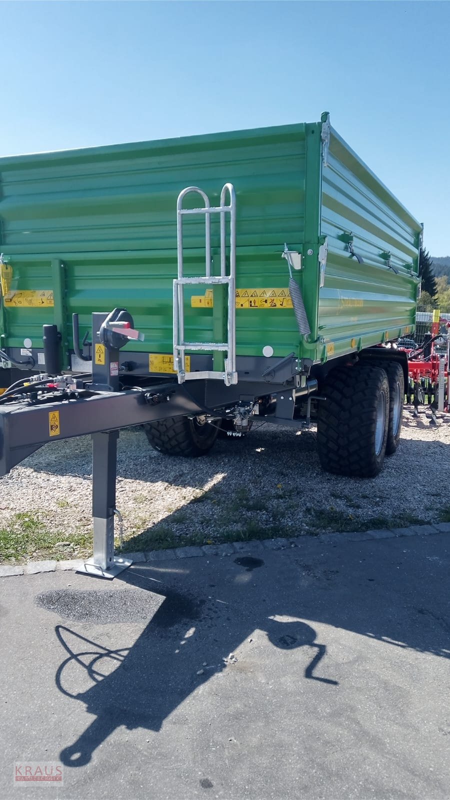 Anhänger des Typs Strautmann STK 1402, Neumaschine in Geiersthal (Bild 2)