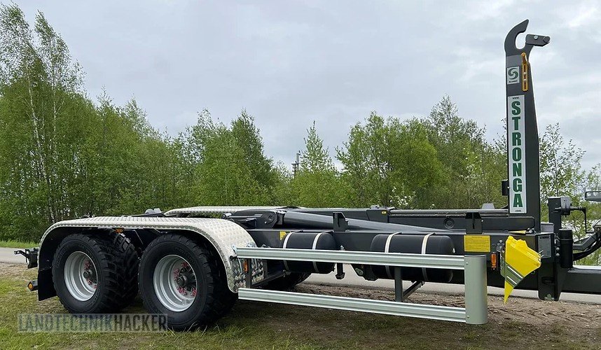 Anhänger des Typs Stronga HL 180 DT, Neumaschine in Gotteszell (Bild 1)