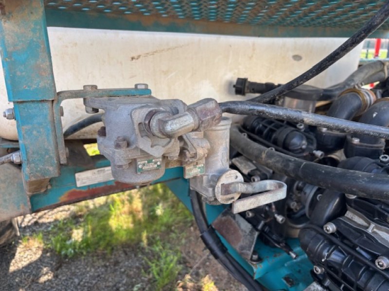 Anhängespritze of the type Amazone BBG S 330 Plus, Gebrauchtmaschine in Gudensberg (Picture 17)