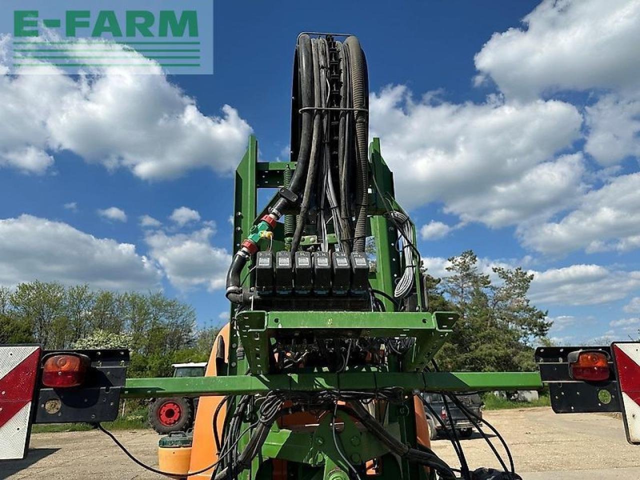 Anhängespritze от тип Amazone ug 3000/18 nova, Gebrauchtmaschine в SZEGED (Снимка 10)