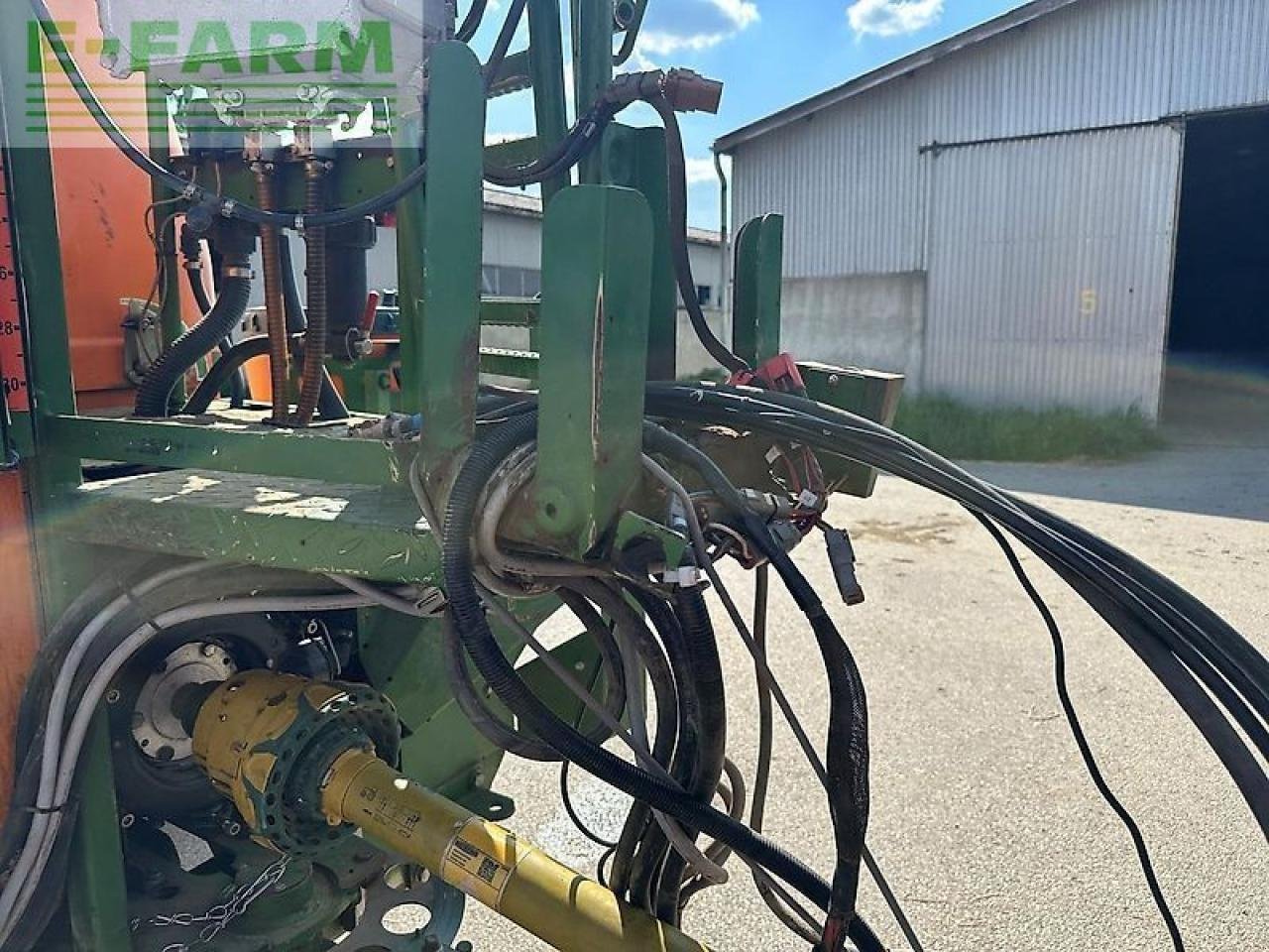 Anhängespritze от тип Amazone ug 3000/18 nova, Gebrauchtmaschine в SZEGED (Снимка 16)