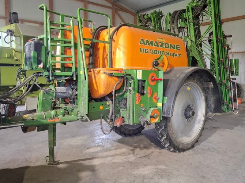 Anhängespritze typu Amazone UG 3000 Super, Gebrauchtmaschine w Ismaning (Zdjęcie 1)