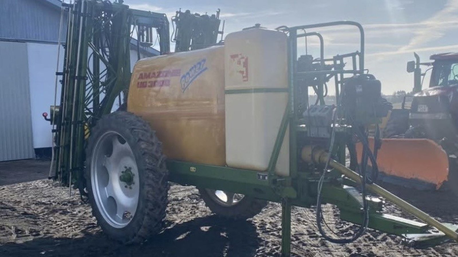 Anhängespritze des Typs Amazone UG 3000, Gebrauchtmaschine in øster ulslev (Bild 1)