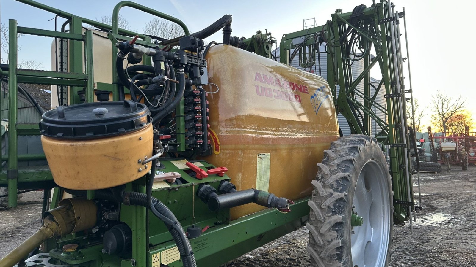 Anhängespritze typu Amazone UG 3000, Gebrauchtmaschine v øster ulslev (Obrázok 2)