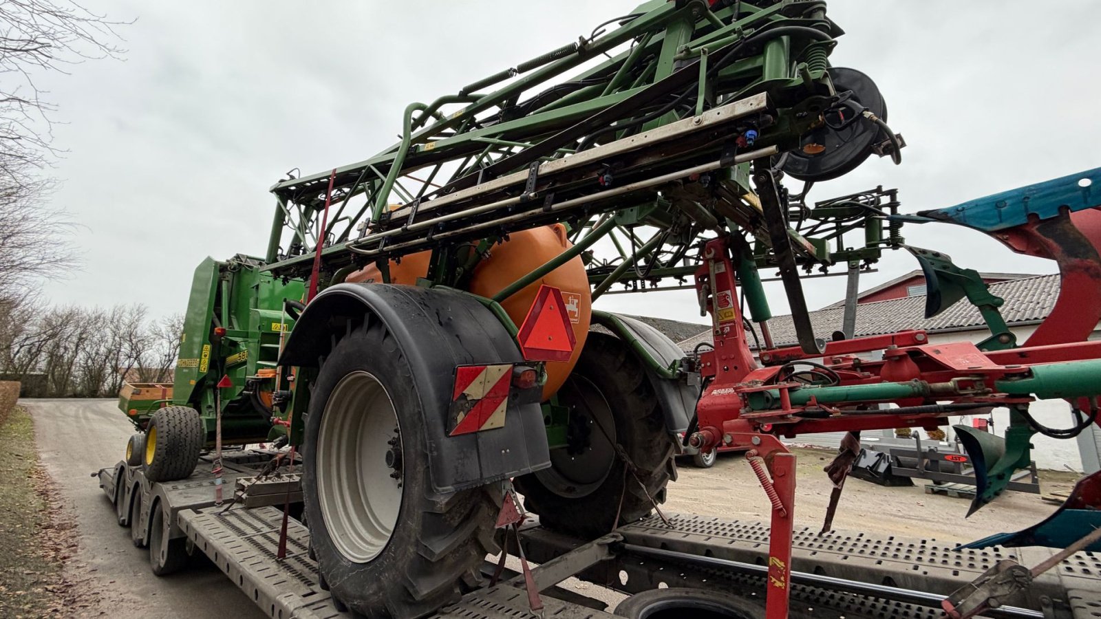 Anhängespritze van het type Amazone UX 3200 MED 24 METER BOM!, Gebrauchtmaschine in Nørager (Foto 3)