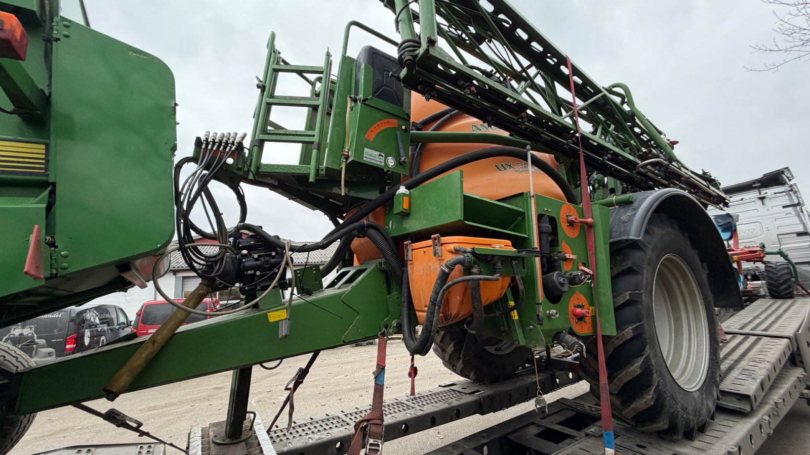 Anhängespritze van het type Amazone UX 3200 MED 24 METER BOM!, Gebrauchtmaschine in Nørager (Foto 2)