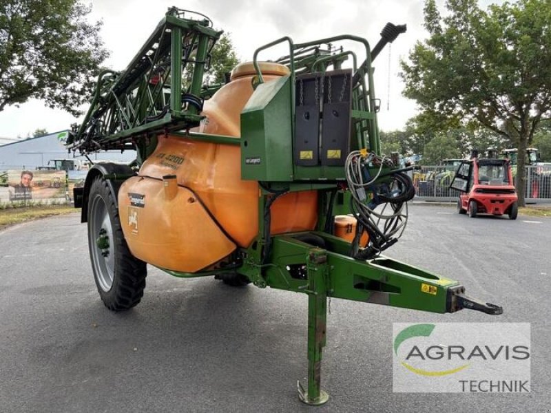 Anhängespritze of the type Amazone UX 4200 SPECIAL, Gebrauchtmaschine in Meppen (Picture 2)