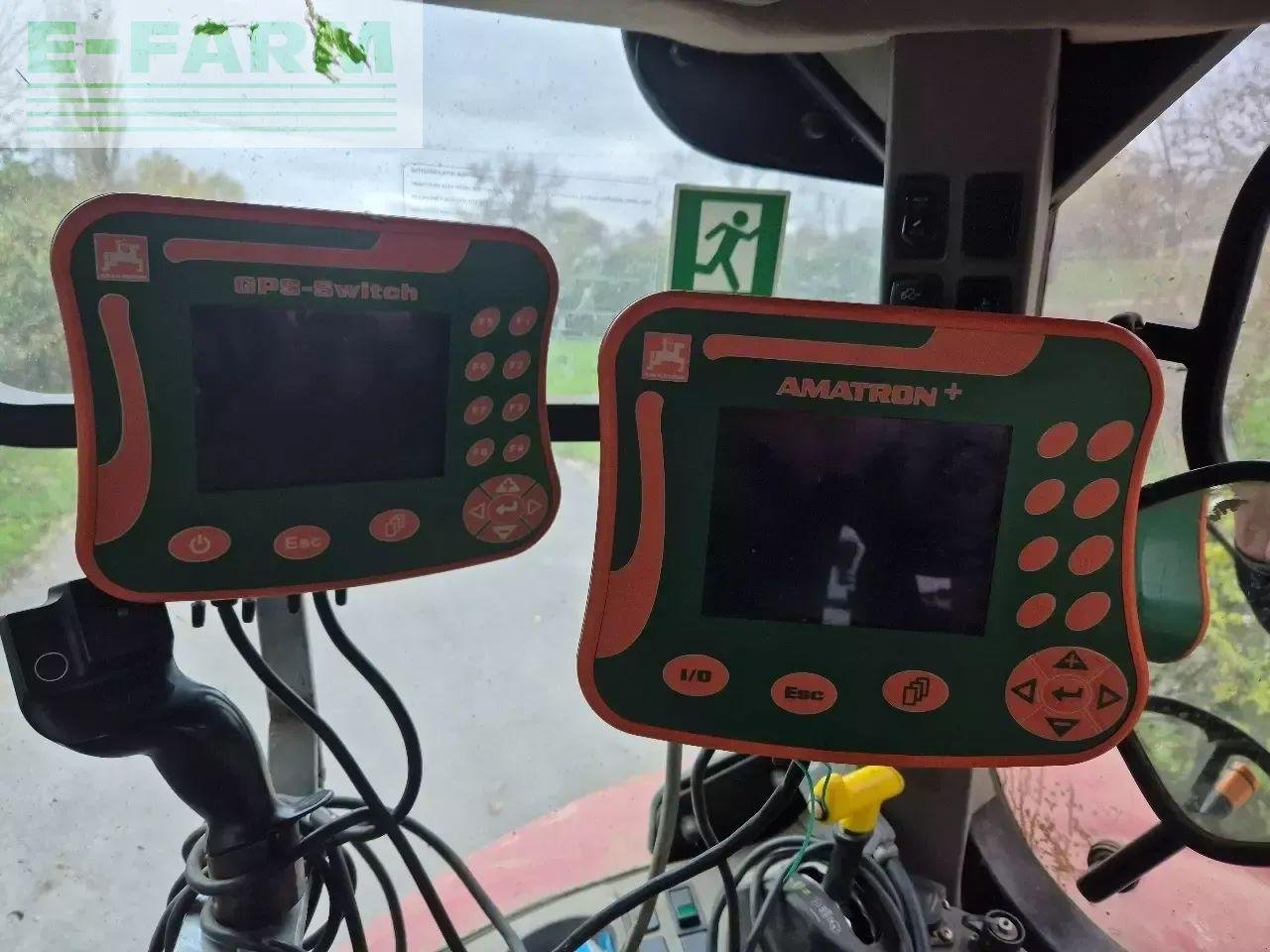 Anhängespritze типа Amazone ux 4200 super, Gebrauchtmaschine в CHAUVONCOURT (Фотография 7)