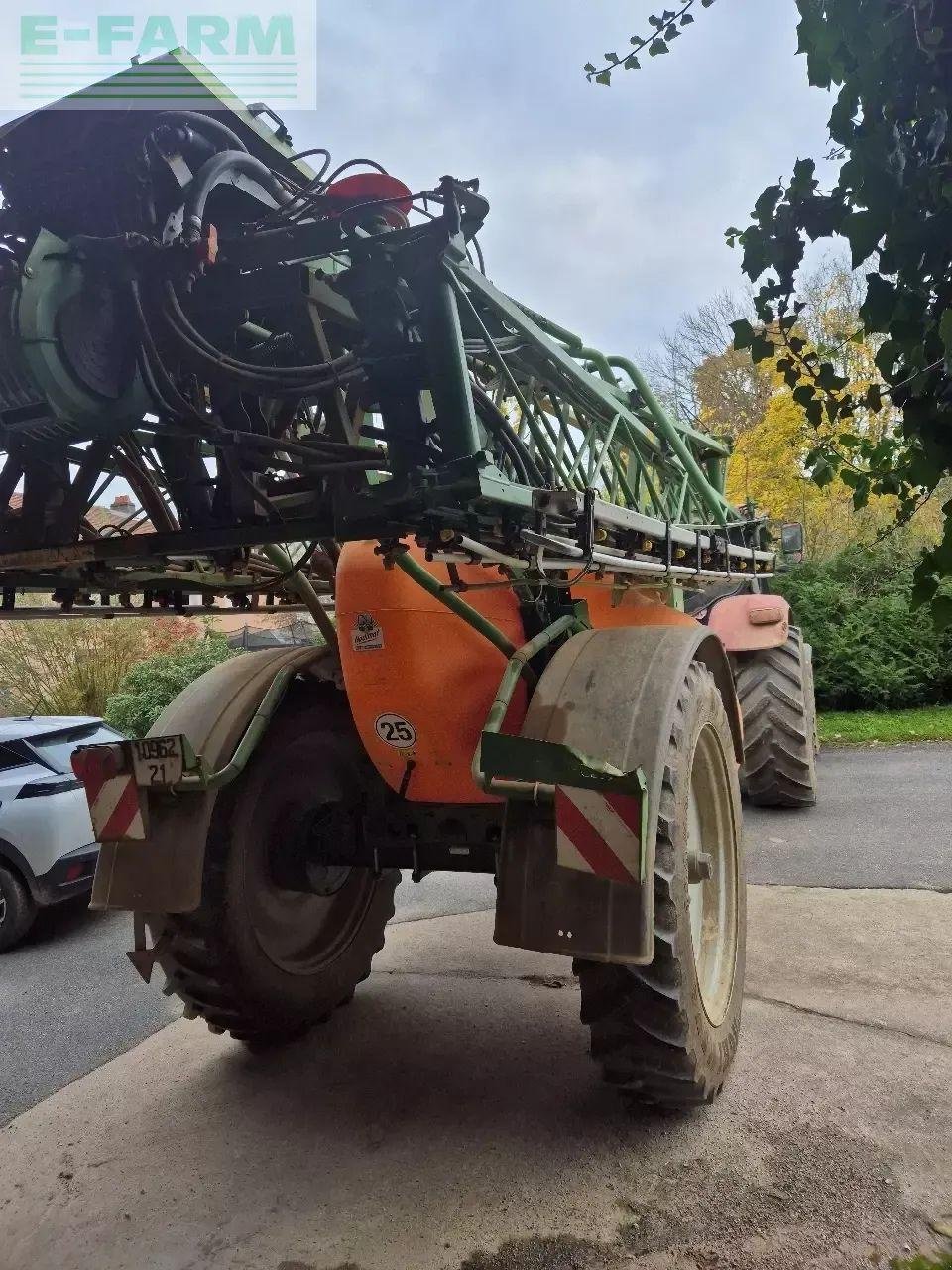 Anhängespritze typu Amazone ux 4200 super, Gebrauchtmaschine v CHAUVONCOURT (Obrázek 4)