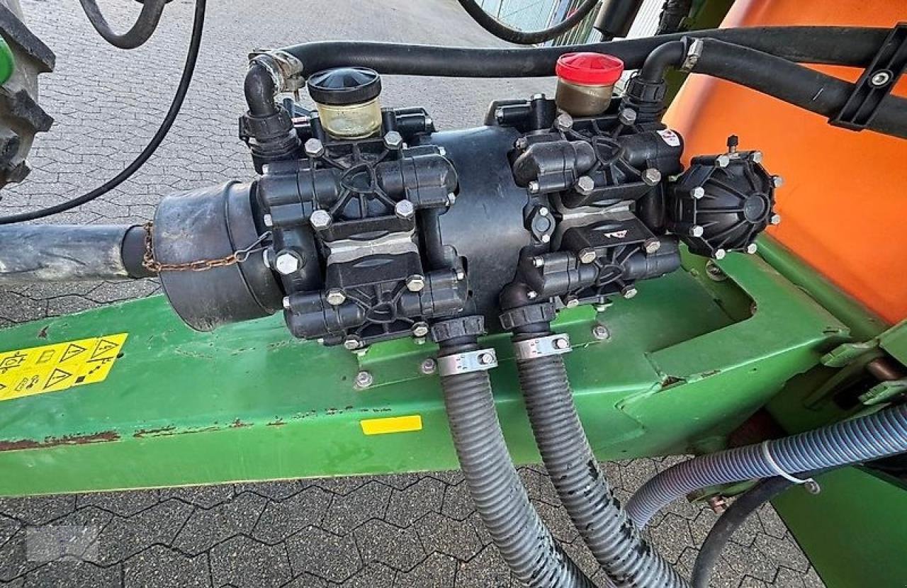 Anhängespritze del tipo Amazone UX 5200 36m, Gebrauchtmaschine In Pragsdorf (Immagine 9)