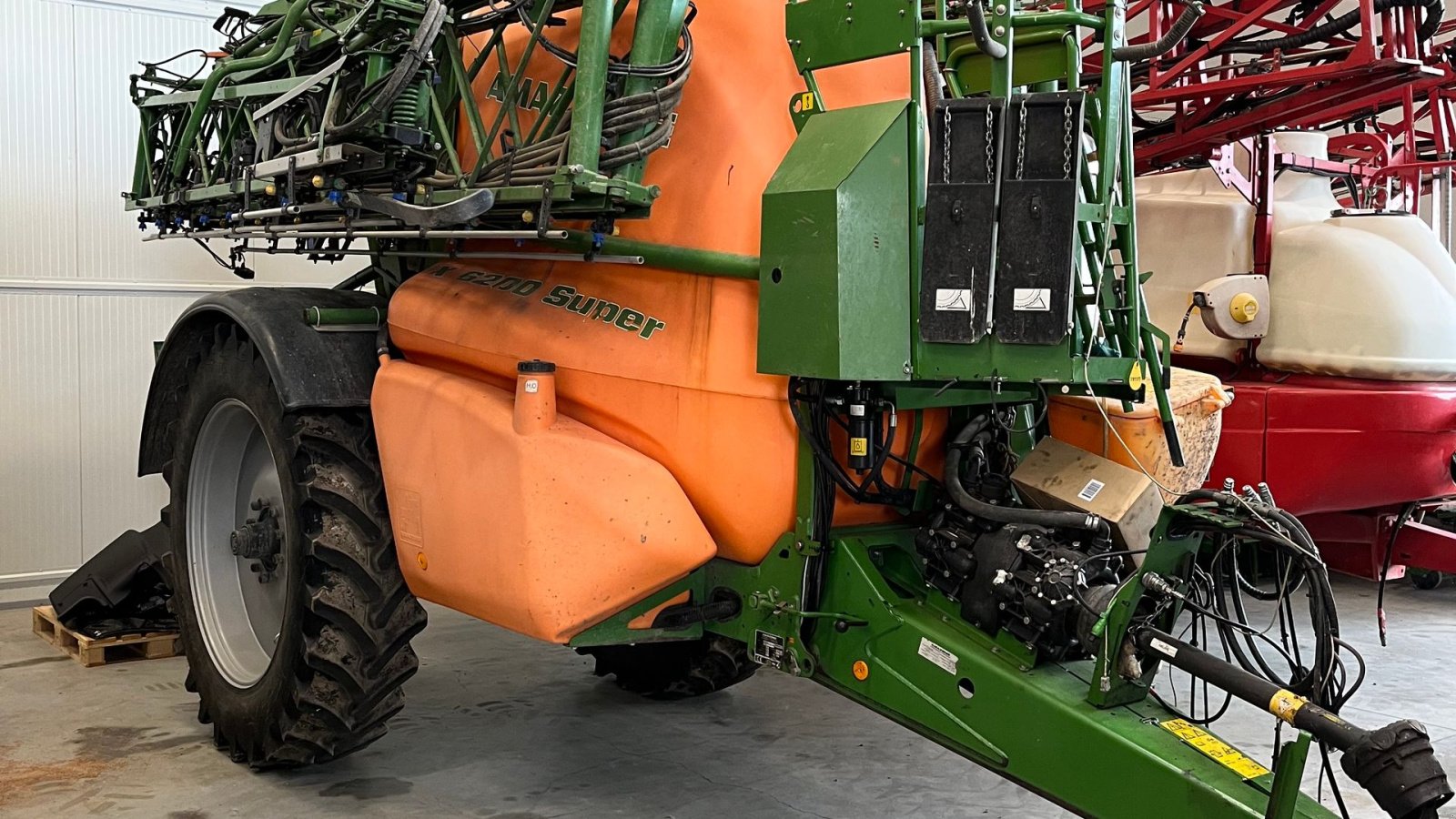 Anhängespritze of the type Amazone UX 6200 36 M, Gebrauchtmaschine in Maribo (Picture 2)