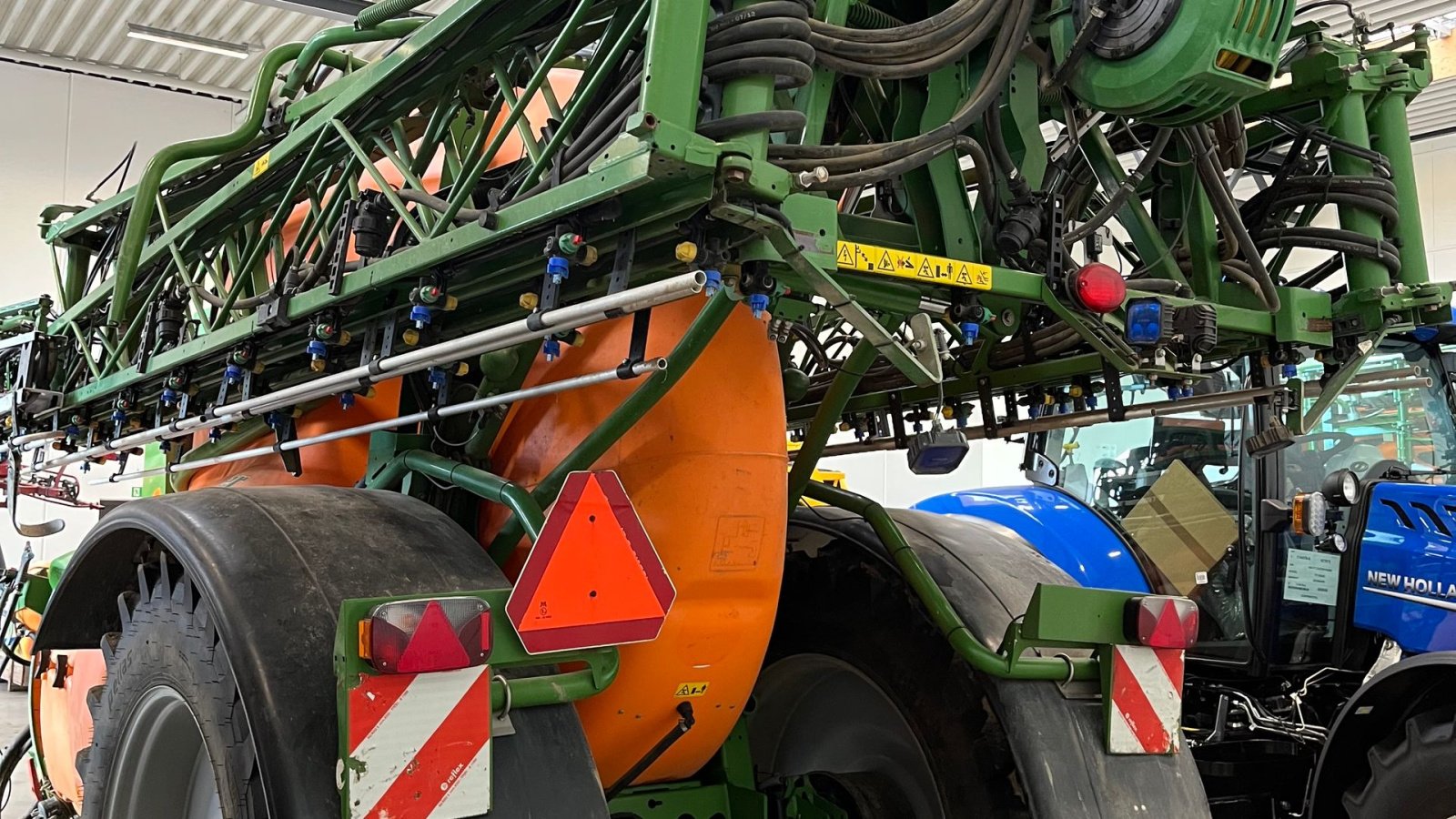 Anhängespritze of the type Amazone UX 6200 36 M, Gebrauchtmaschine in Maribo (Picture 4)