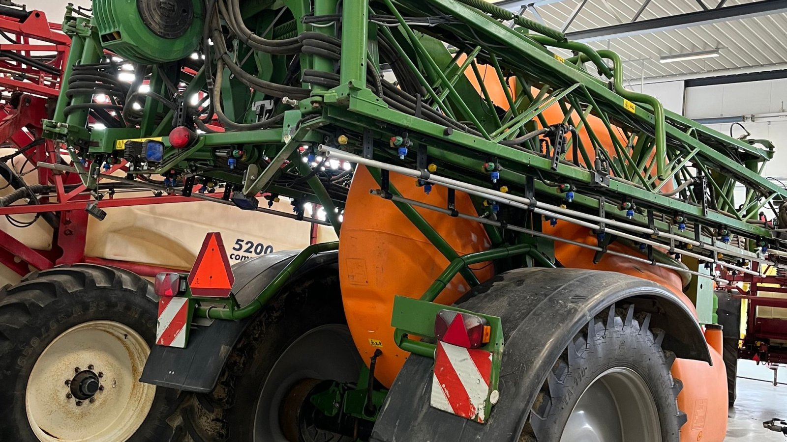 Anhängespritze of the type Amazone UX 6200 36 M, Gebrauchtmaschine in Maribo (Picture 3)