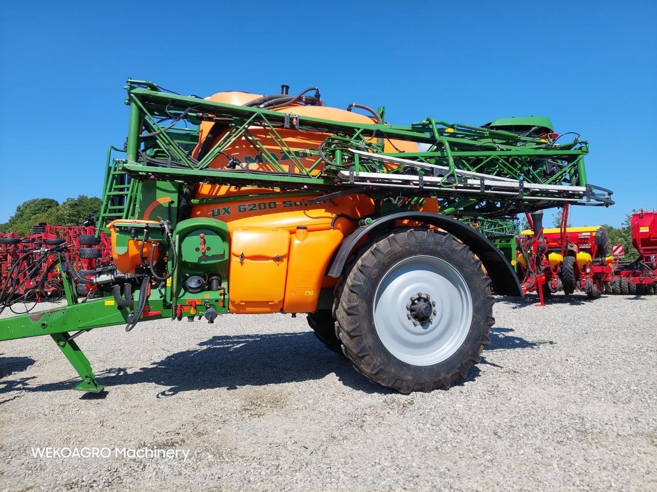 Anhängespritze типа Amazone UX 6200 SUPER - 36-30-24m, Gebrauchtmaschine в Hammel (Фотография 3)