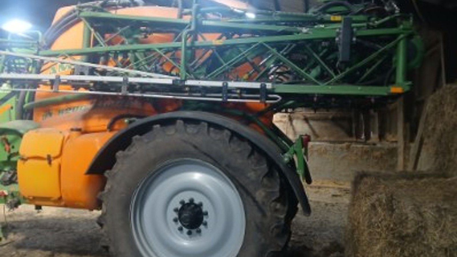 Anhängespritze des Typs Amazone UX 6200, Gebrauchtmaschine in Gjerlev J. (Bild 2)