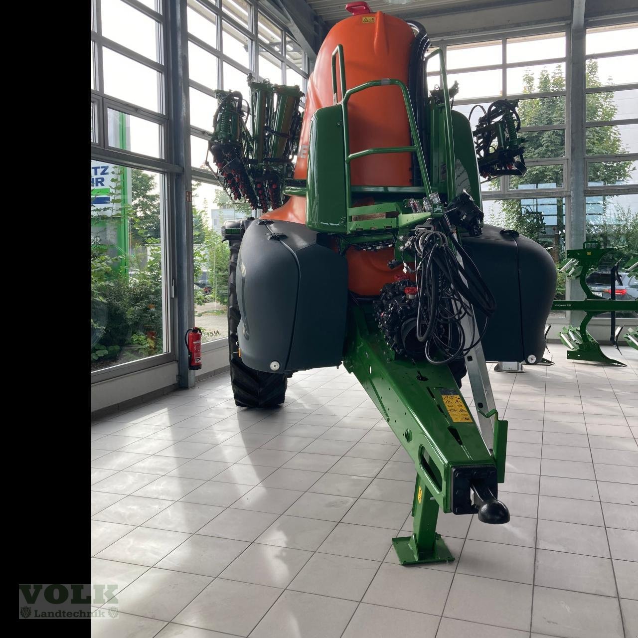 Anhängespritze des Typs Amazone UX 6201 SUPER, Neumaschine in Friedberg-Derching (Bild 4)