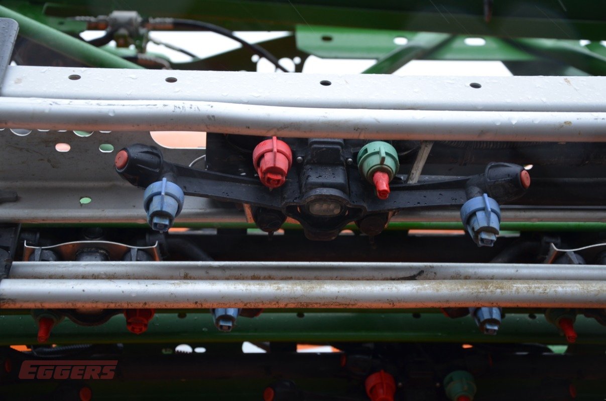 Anhängespritze des Typs Amazone UX 6201 Super, Gebrauchtmaschine in Ebstorf (Bild 11)