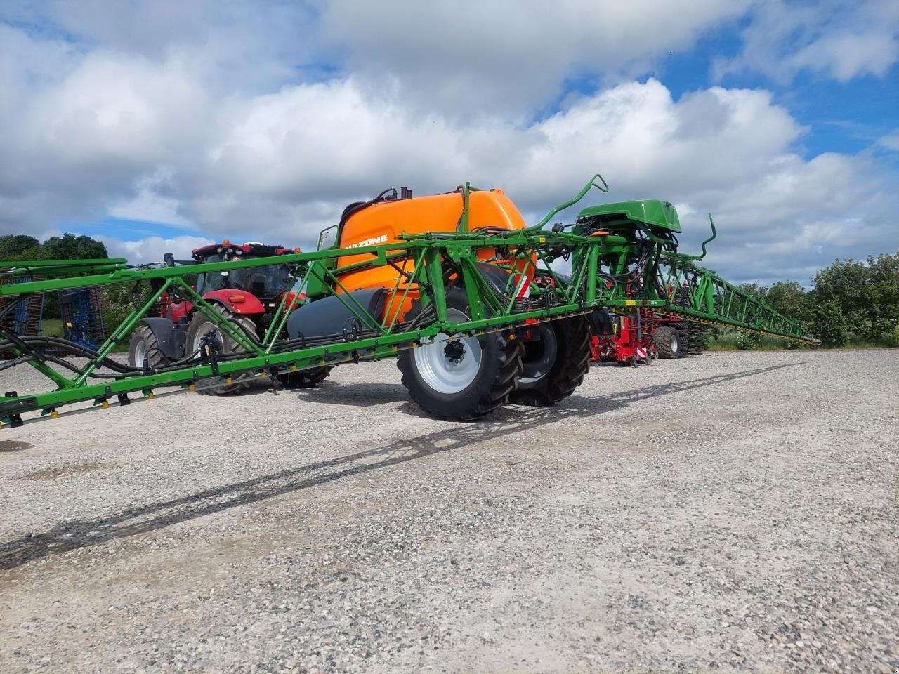 Anhängespritze of the type Amazone UX 8601 -30m- 25cm dyseafstand, Gebrauchtmaschine in Hammel (Picture 13)