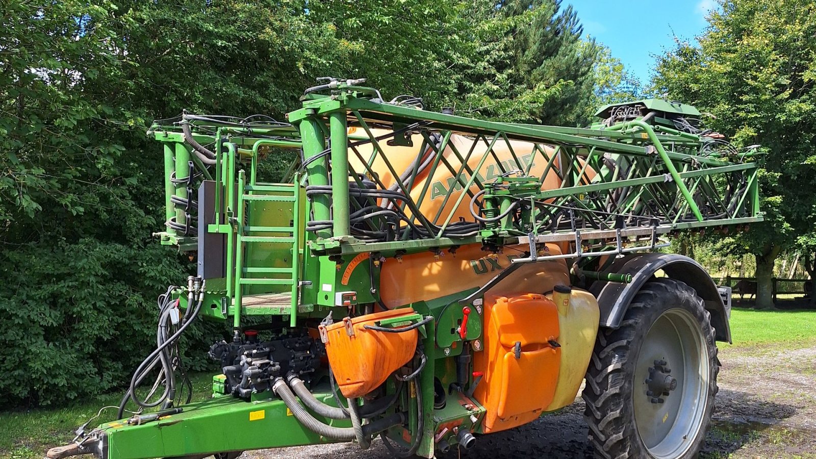 Anhängespritze of the type Amazone UX5200 36M, Gebrauchtmaschine in Maribo (Picture 2)